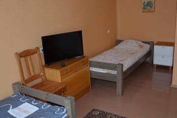 Фото номера Трехместный номер с собственной ванной комнатой Хостелы K15HOSTEL guest apartments г. Kobela 3